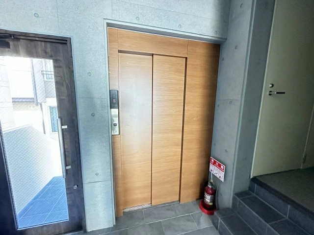 エレベーター