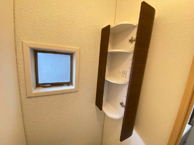 戸田４丁目Ｉ様邸  WC収納棚