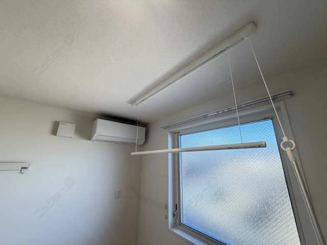 エアコンと室内物干し