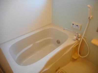 ボンヌシャンス　ｃ 2階 浴室