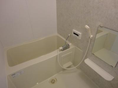 ハッピーベル 2階 浴室