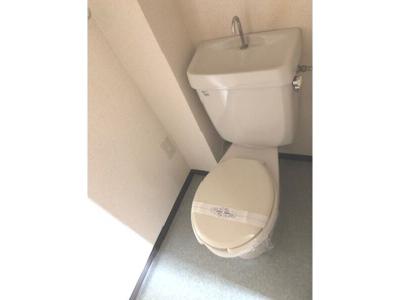 グランデュア小塚 3階 WC