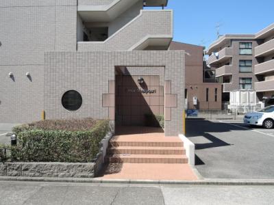 エン�トランス