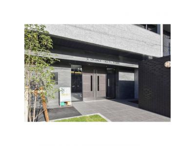 エントラン�ス