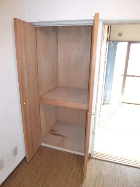 ダイニング収納