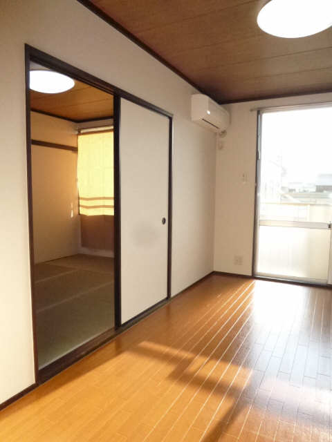 室内