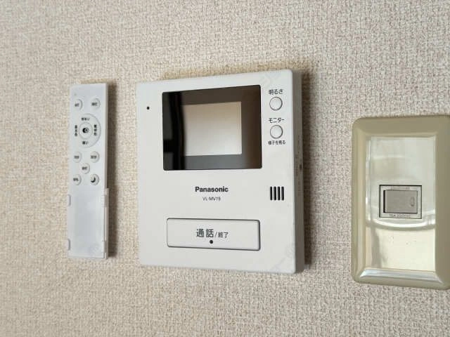 モニター付きインターホン