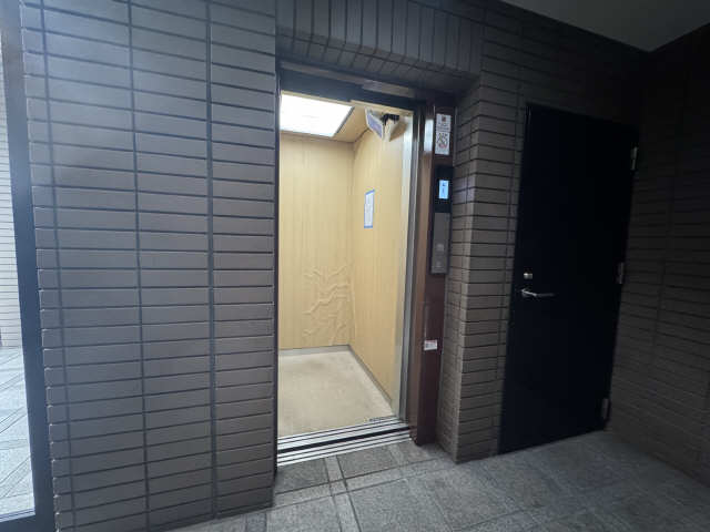 エレベーター