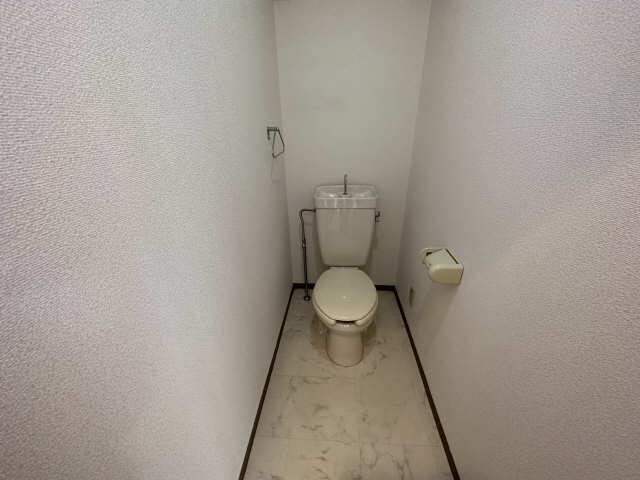 シャトルエイト 2階 WC