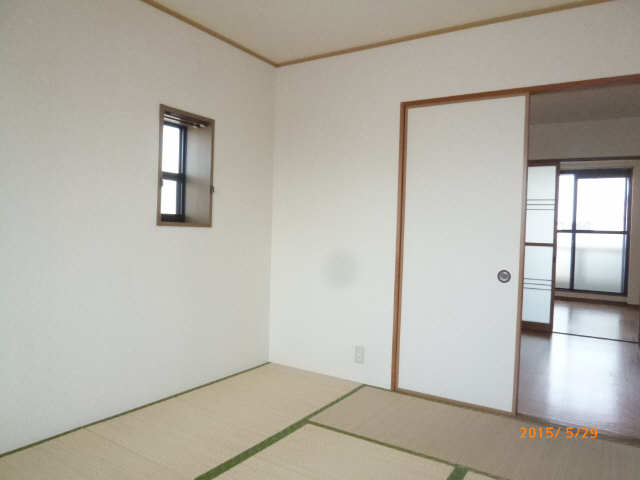 和室（畳交換前）