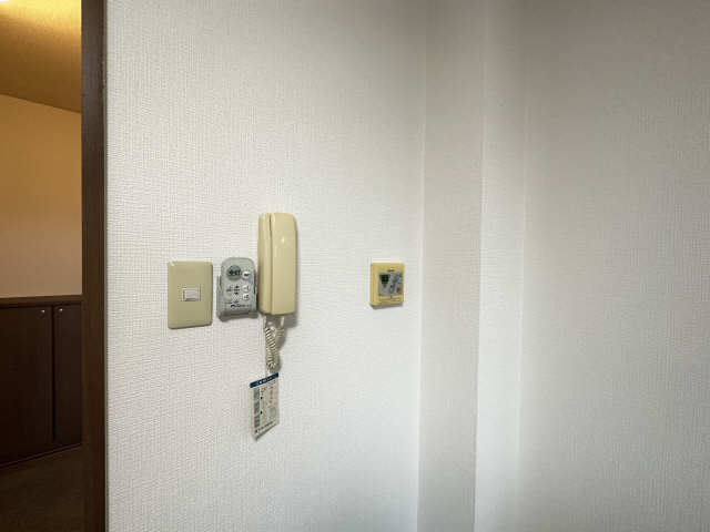 インターホン