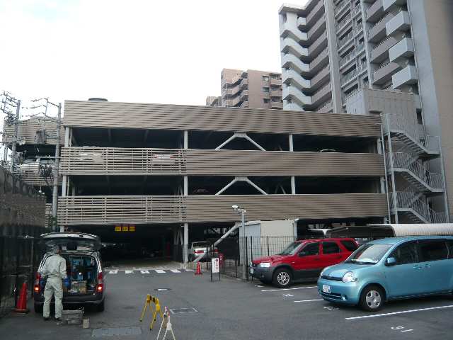 立体駐車場
