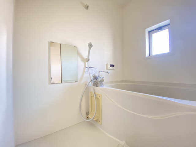 グラウィス　シノン 2階 浴室