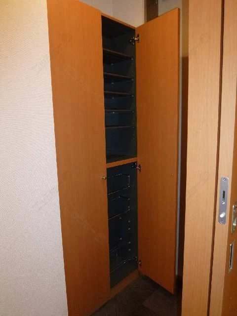 シューズボックス