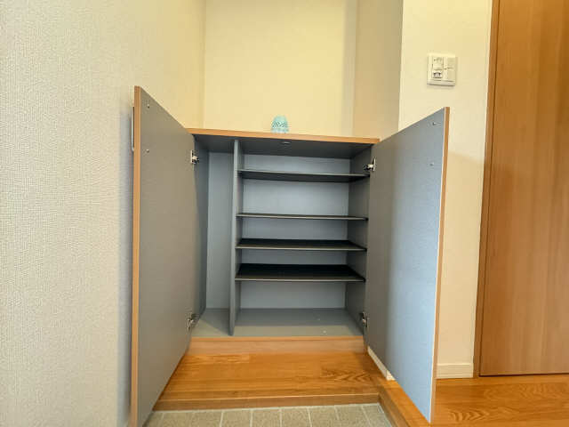 シューズBOX