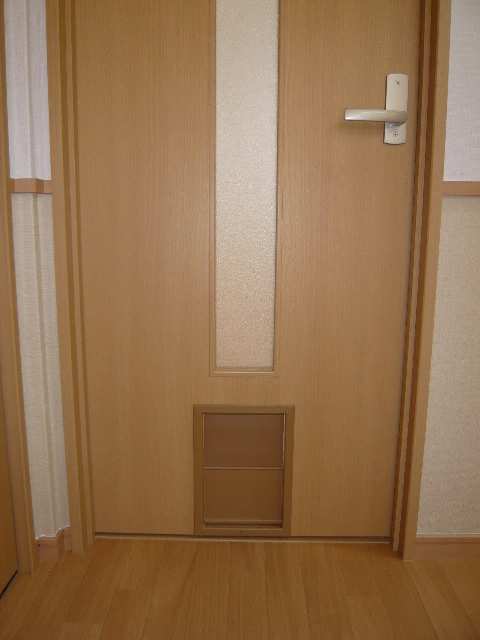 ペットくぐり戸