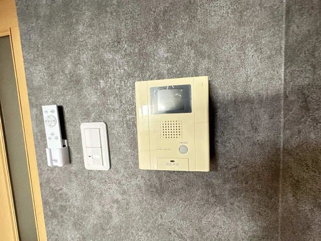 モニター付きインターホン