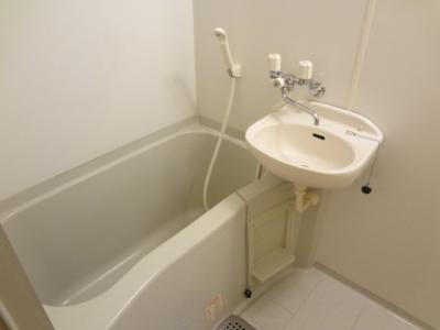 レオパレスパールアケノ第２ 1階 浴室