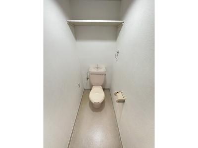 ファミリーワールド 2階 WC