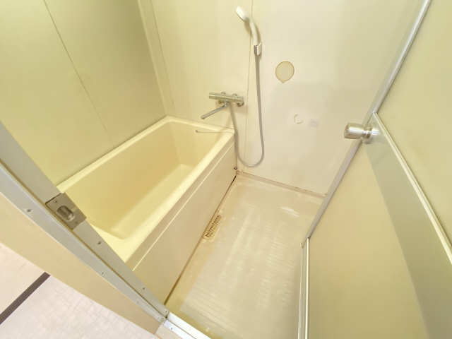 メゾン・ド・櫻 2階 浴室