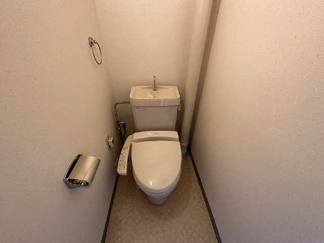 メゾン・ド・櫻 3階 WC