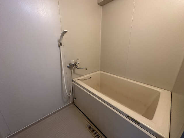 メゾン・ド・櫻 3階 浴室