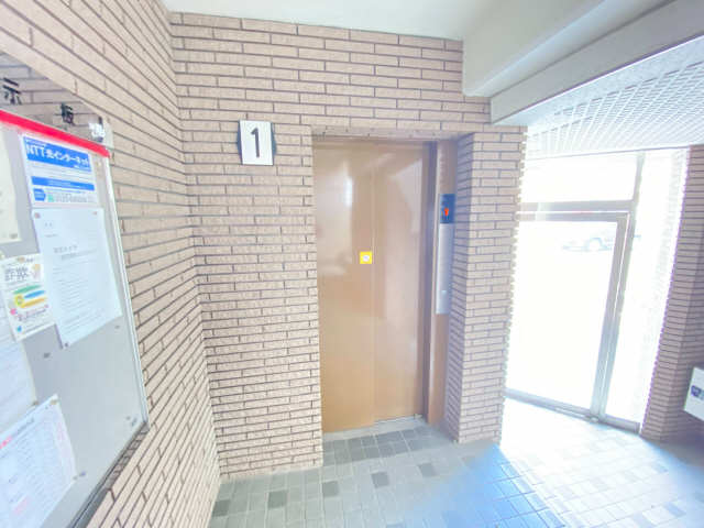 エレベーター