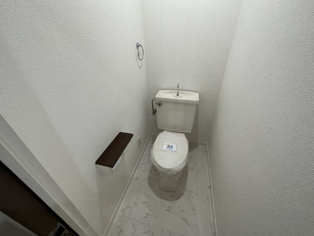 セレーブル 3階 WC