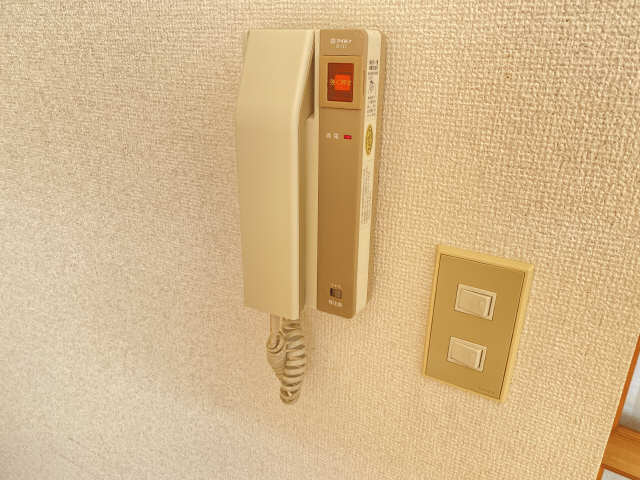 インターホン