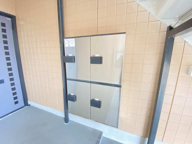 B棟宅配ＢＯＸ
