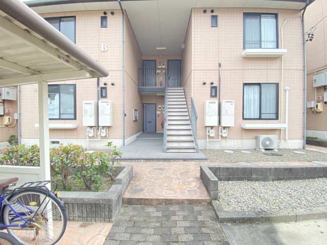 B棟階段