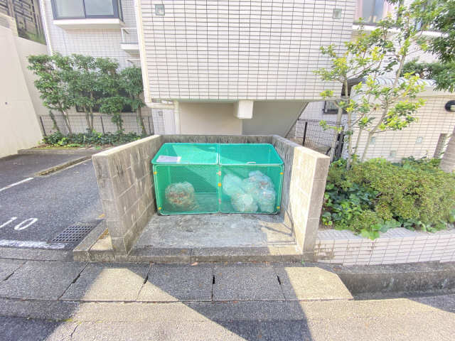 ゴミ置場