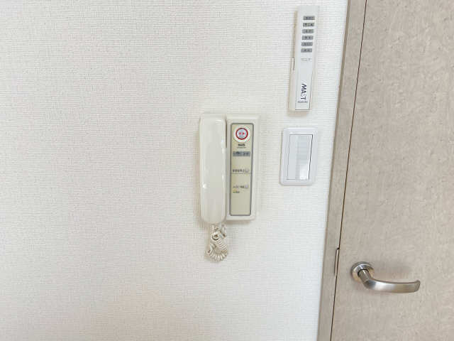 インターホン