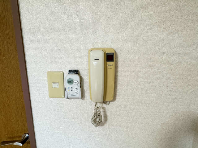 インターホン