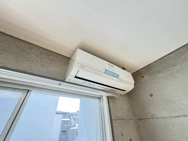 洋室エアコン