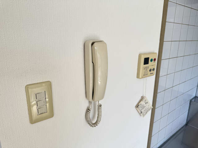 インターホン
