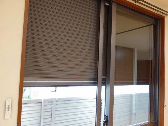 シャッター雨戸