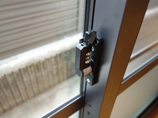 ダイヤルクレセント錠