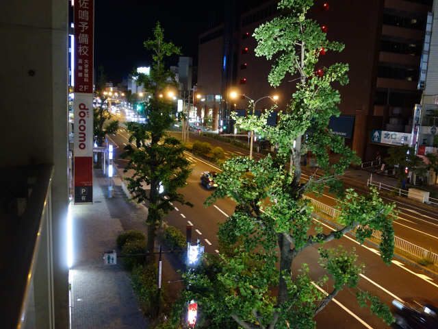 ベランダから駅方面を撮影