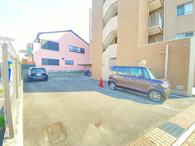 敷地内駐車場