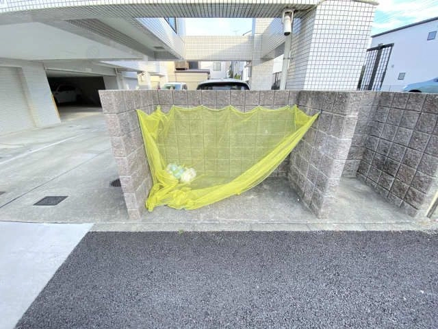 ゴミ置場