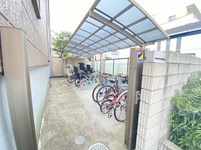 ＨＥＩＷＡＫＯＥＮ泰山館 1階 駐輪場