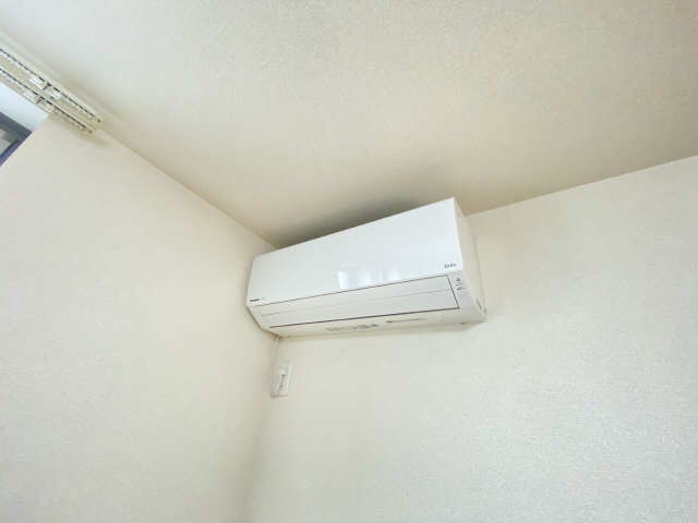 中洋室エアコン