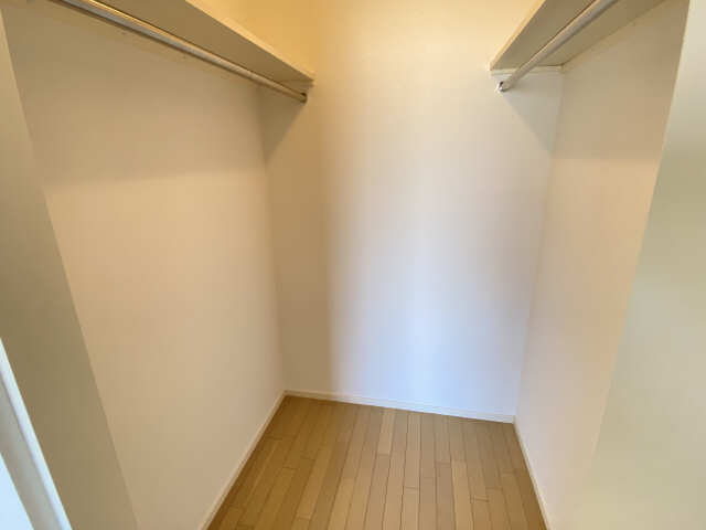 西洋室ｳｫｰｸｲﾝｸﾛｰｾﾞｯﾄ