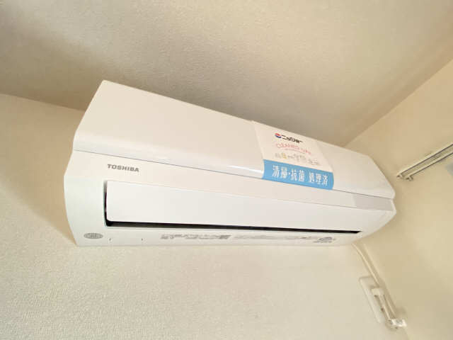 中洋室エアコン
