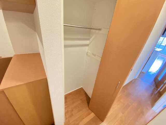 玄関横廊下