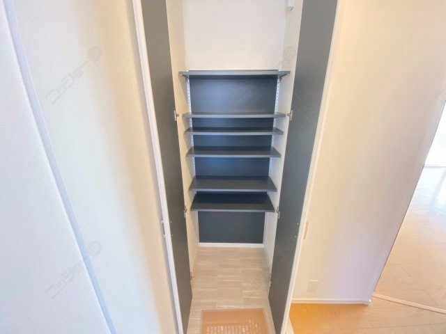 シューズボックス