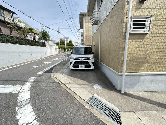 ウィルガーデン代万Ｂ棟  駐車場