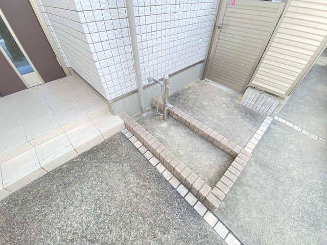 ロサ神里 2階 ペット用洗い場