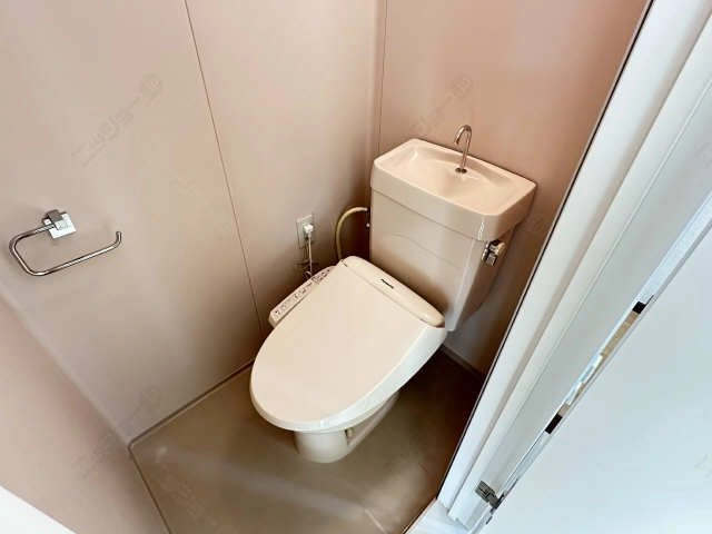 WC